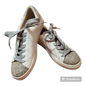 Universal Thread Cadey Lace Up Sneakers Leopard Silver Laces Size 8M